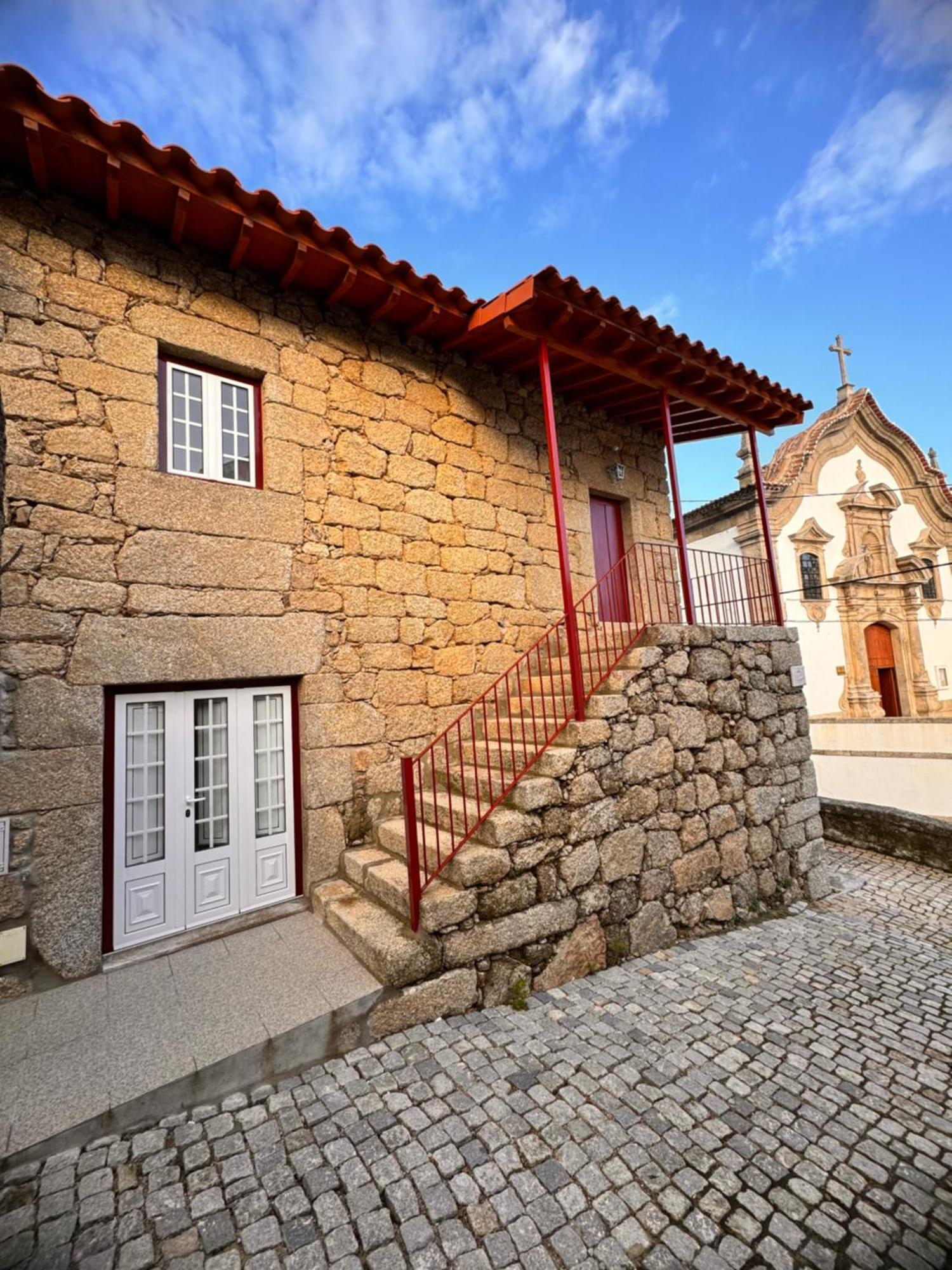 Casa Da Vila - Apartamento Duplex Alpedrinha エクステリア 写真