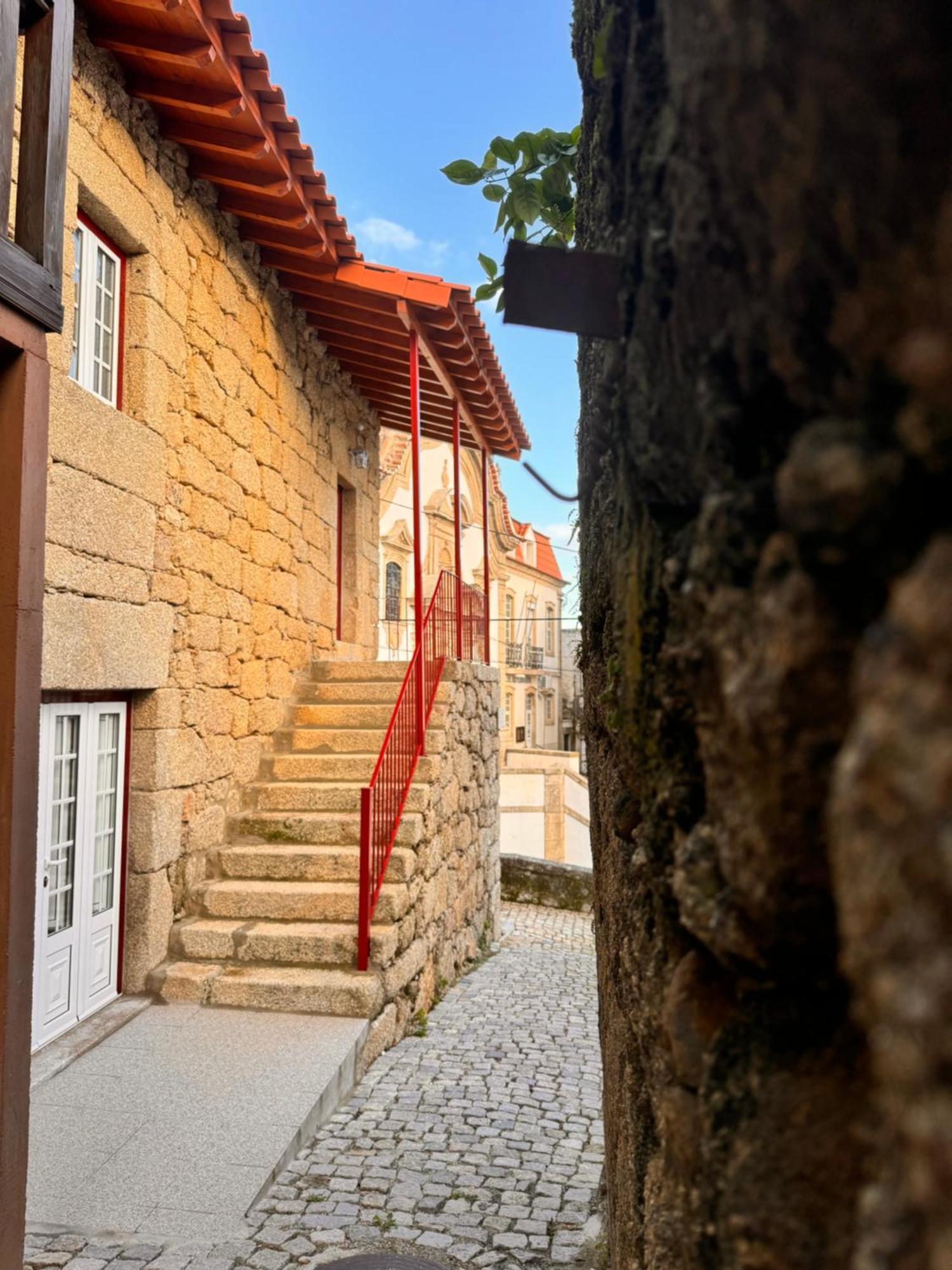 Casa Da Vila - Apartamento Duplex Alpedrinha エクステリア 写真