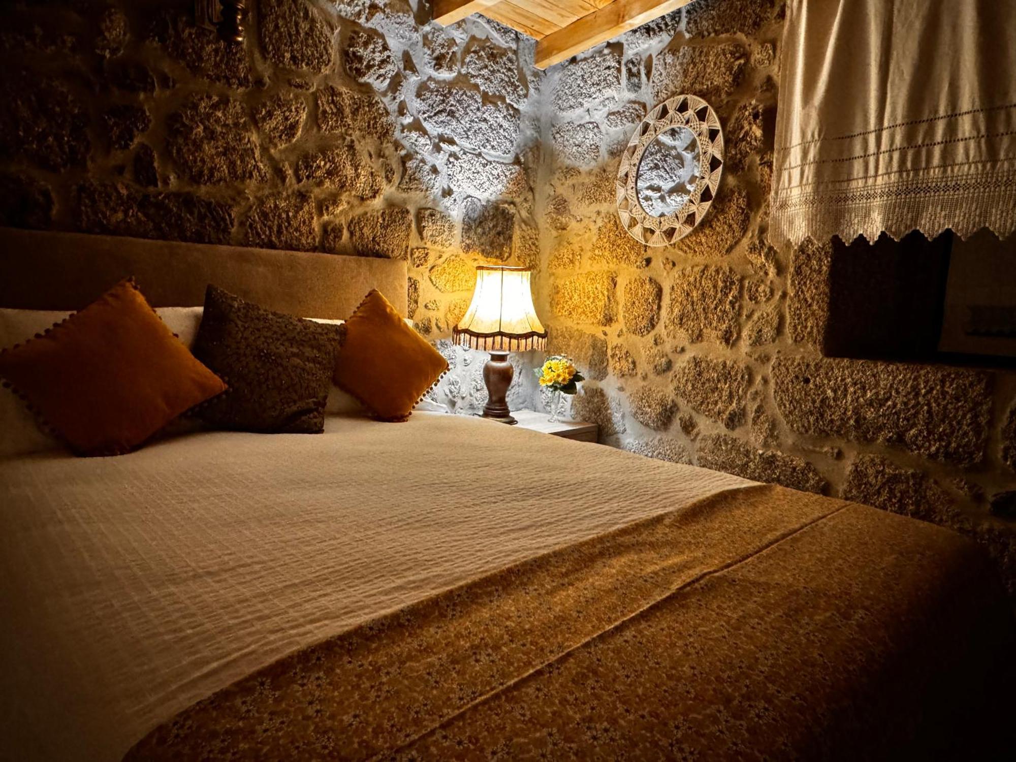 Casa Da Vila - Apartamento Duplex Alpedrinha エクステリア 写真