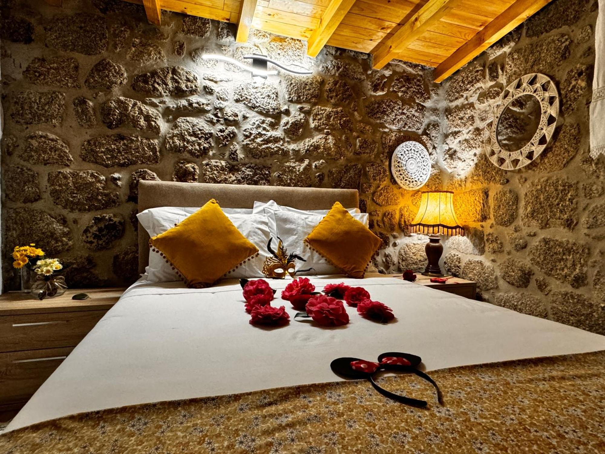 Casa Da Vila - Apartamento Duplex Alpedrinha エクステリア 写真
